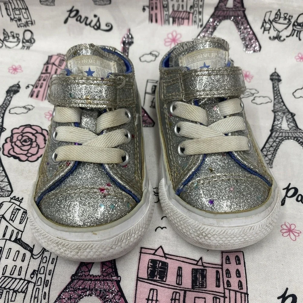 Converse All Star Kids Size 3 Glitter With Stars